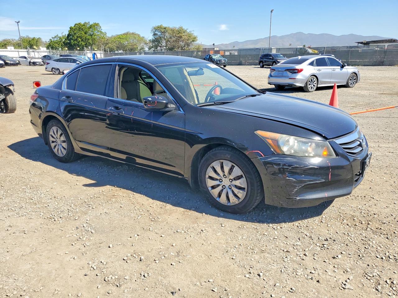 2012 HONDA ACCORD LX photo 4