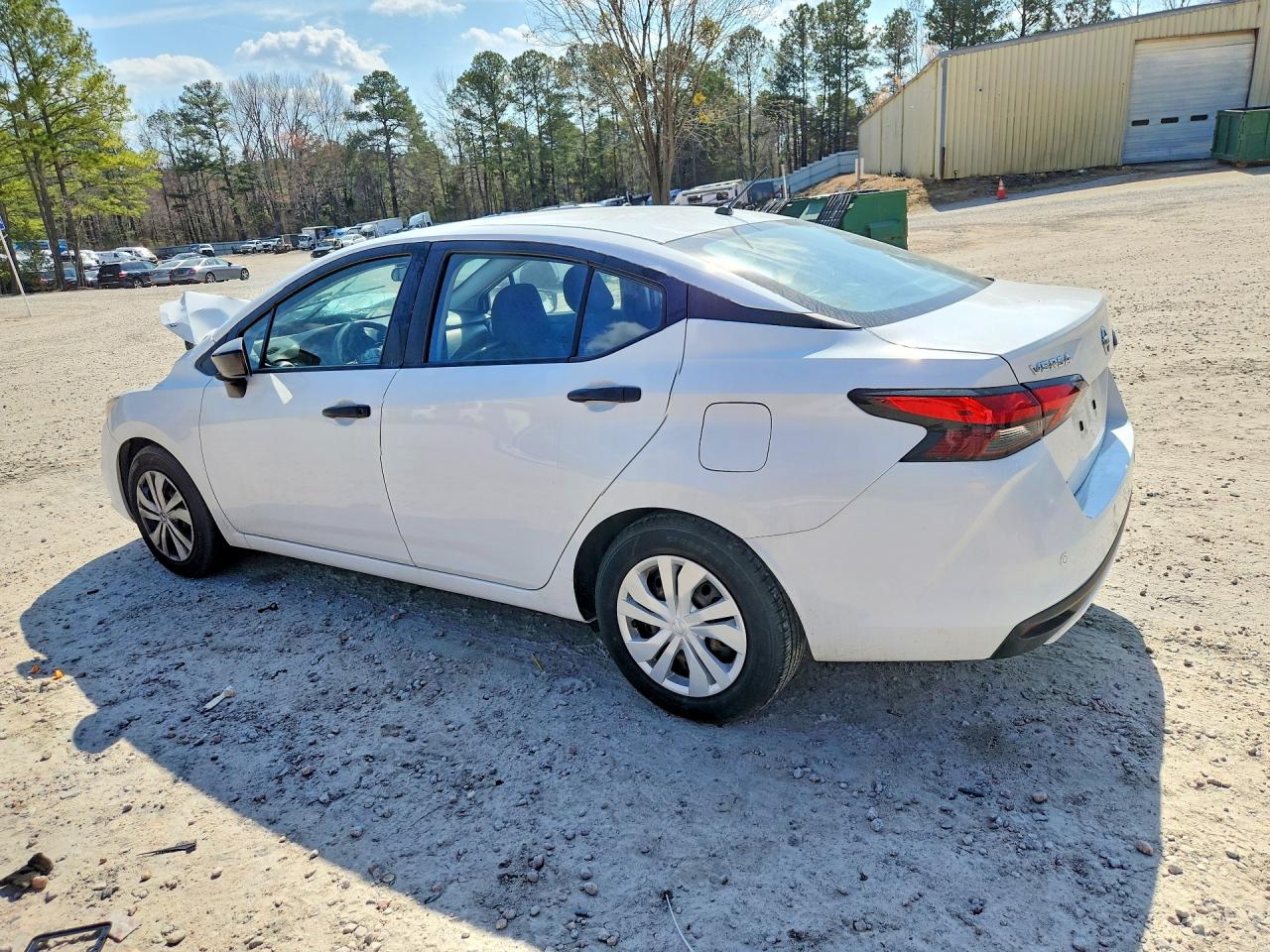 2020 NISSAN VERSA S photo 4