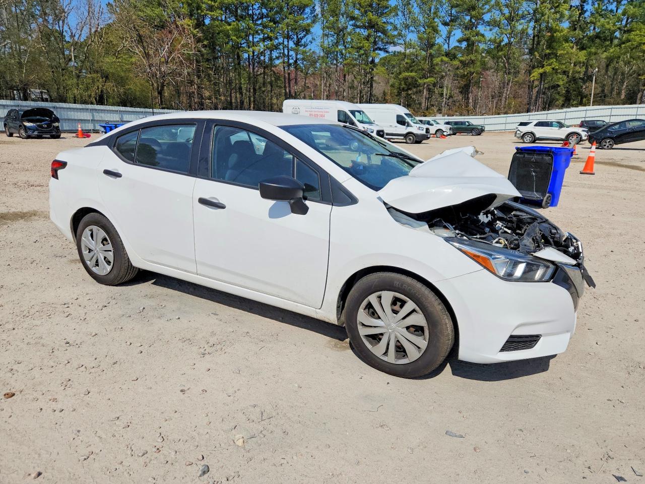 2020 NISSAN VERSA S photo 10