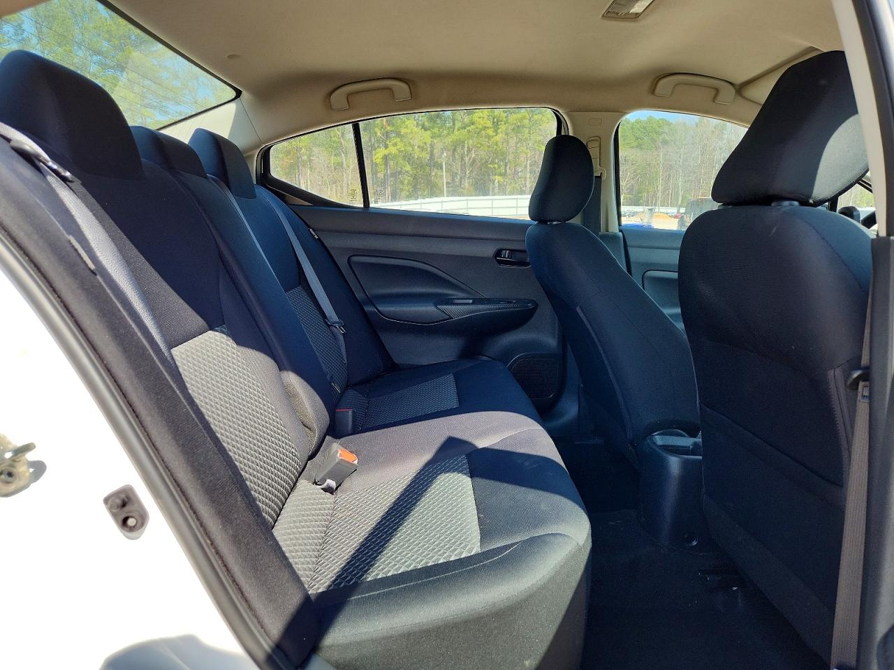 2020 NISSAN VERSA S photo 28