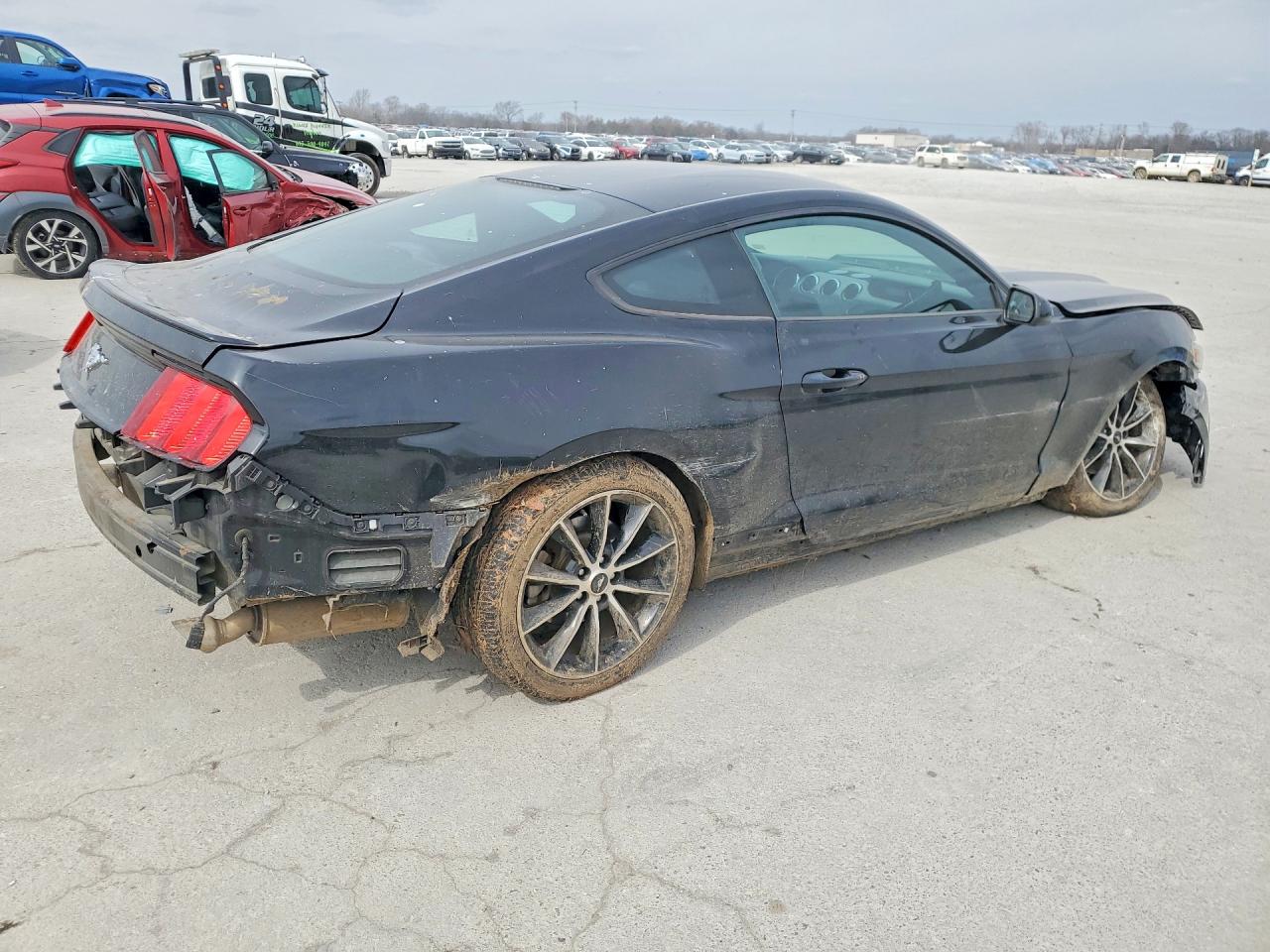 2016 FORD MUSTANG photo 3