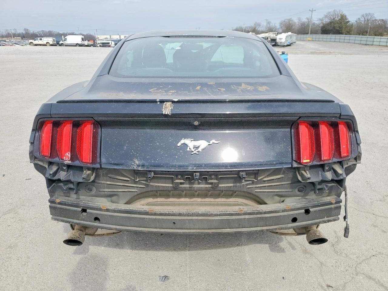 2016 FORD MUSTANG photo 6