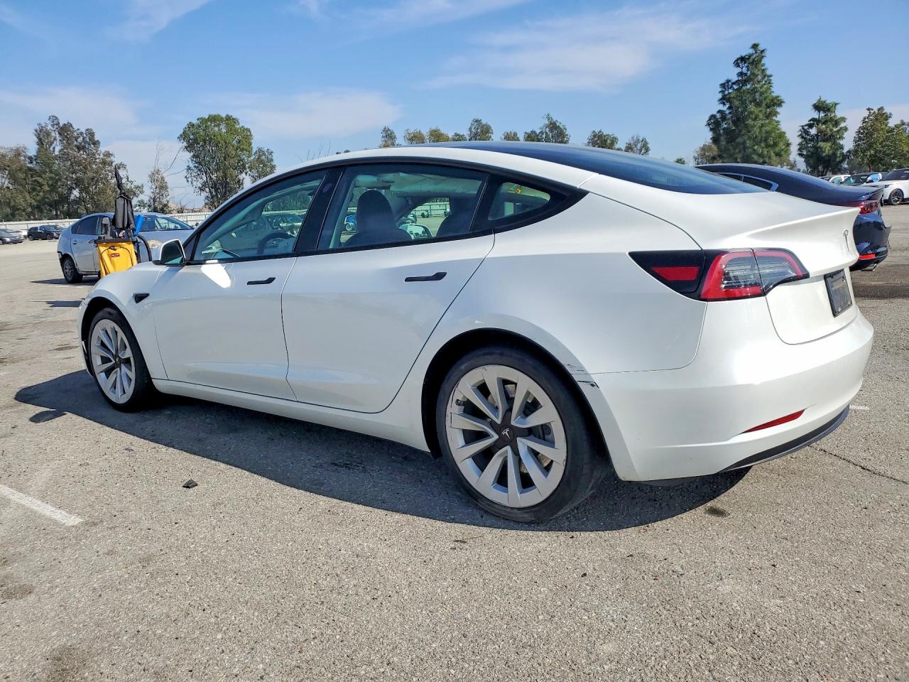 2023 TESLA MODEL 3 photo 4