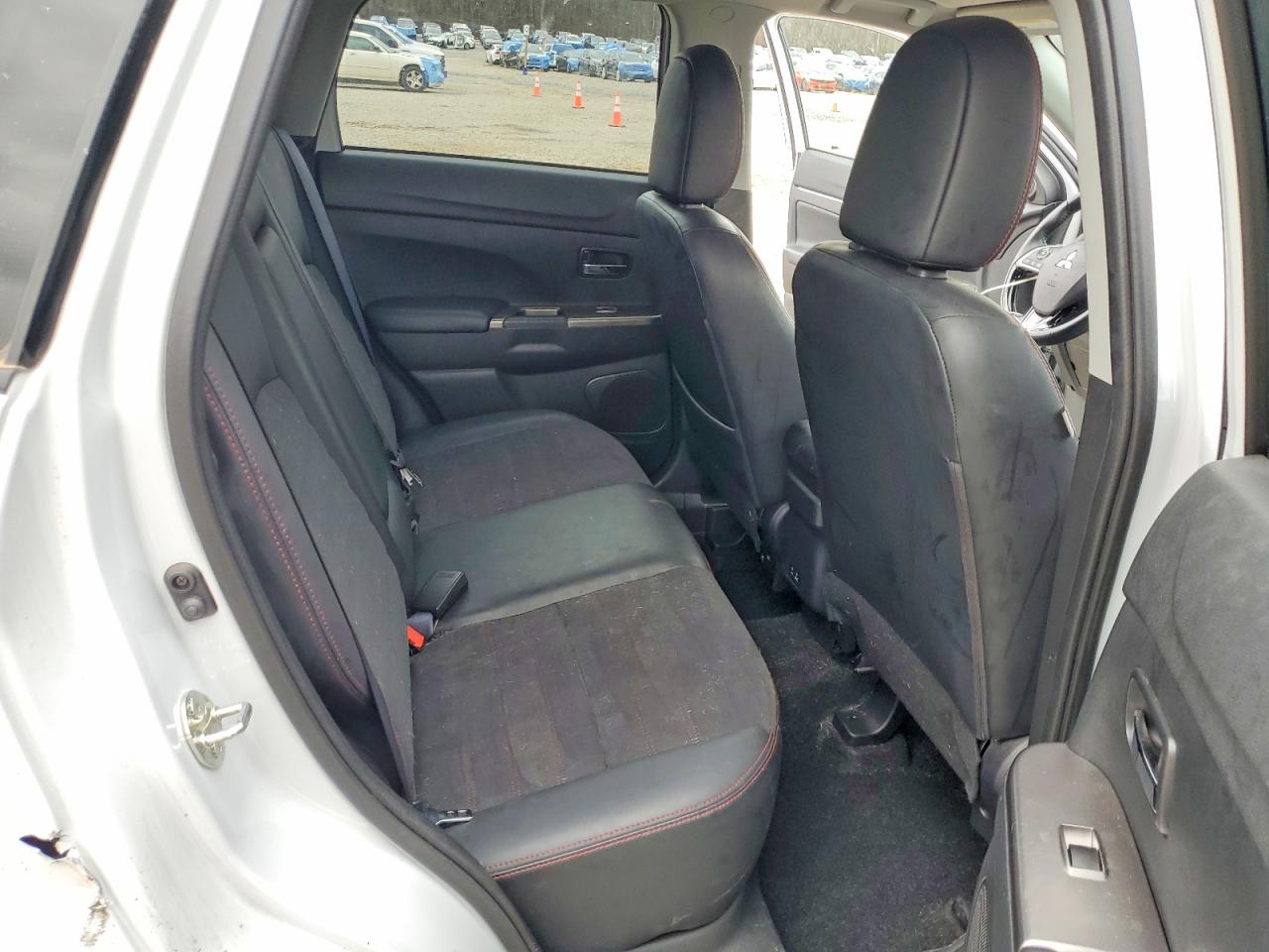 2022 MITSUBISHI OUTLANDER SPORT SE photo 11