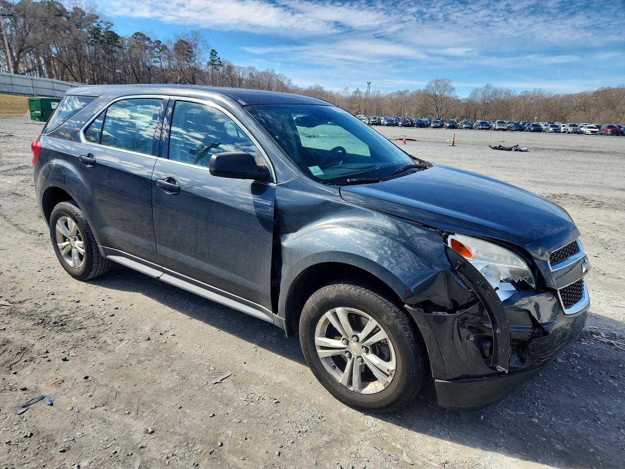 2014 CHEVROLET EQUINOX LS photo 4