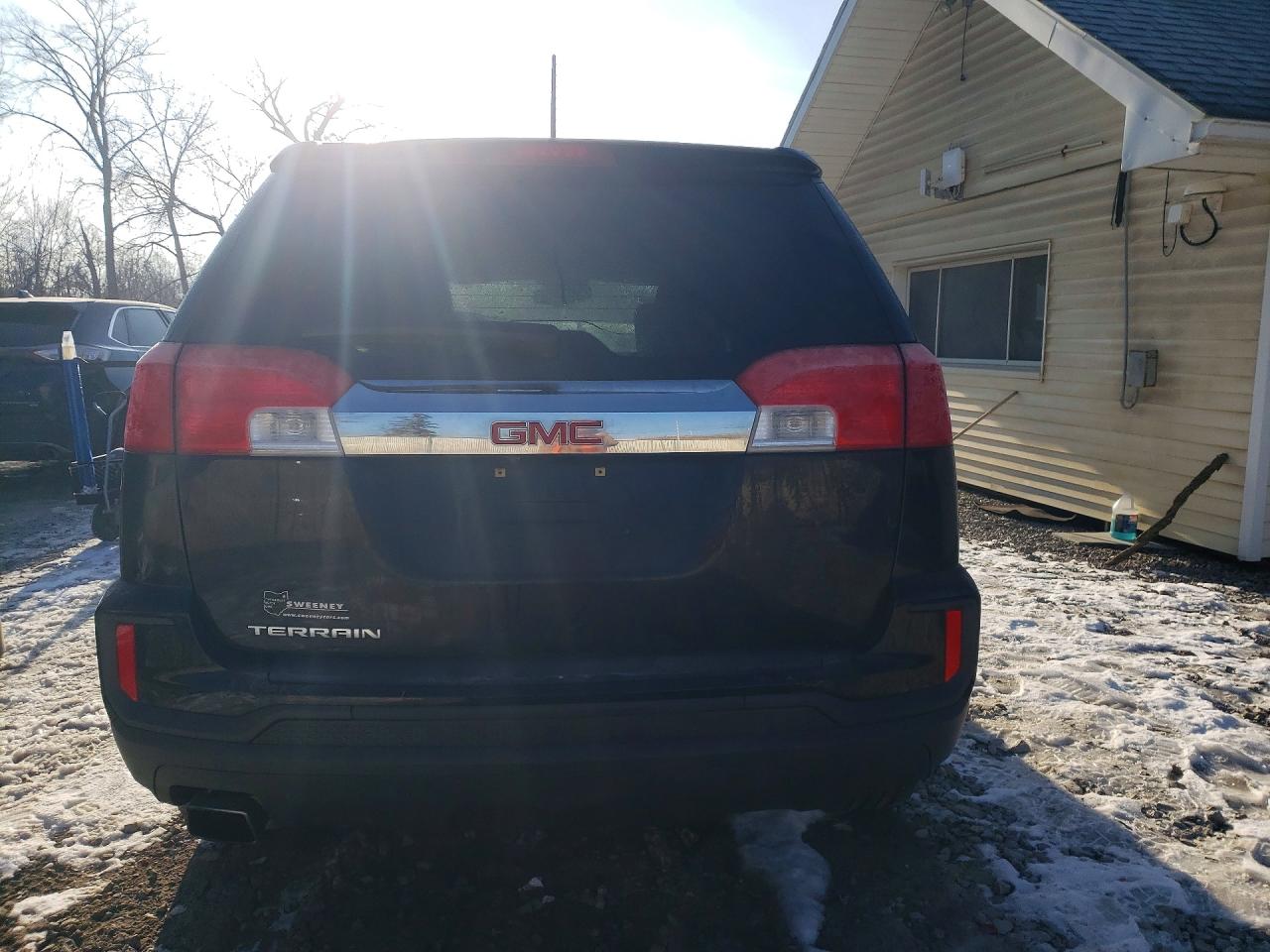 2017 GMC TERRAIN SLE photo 16