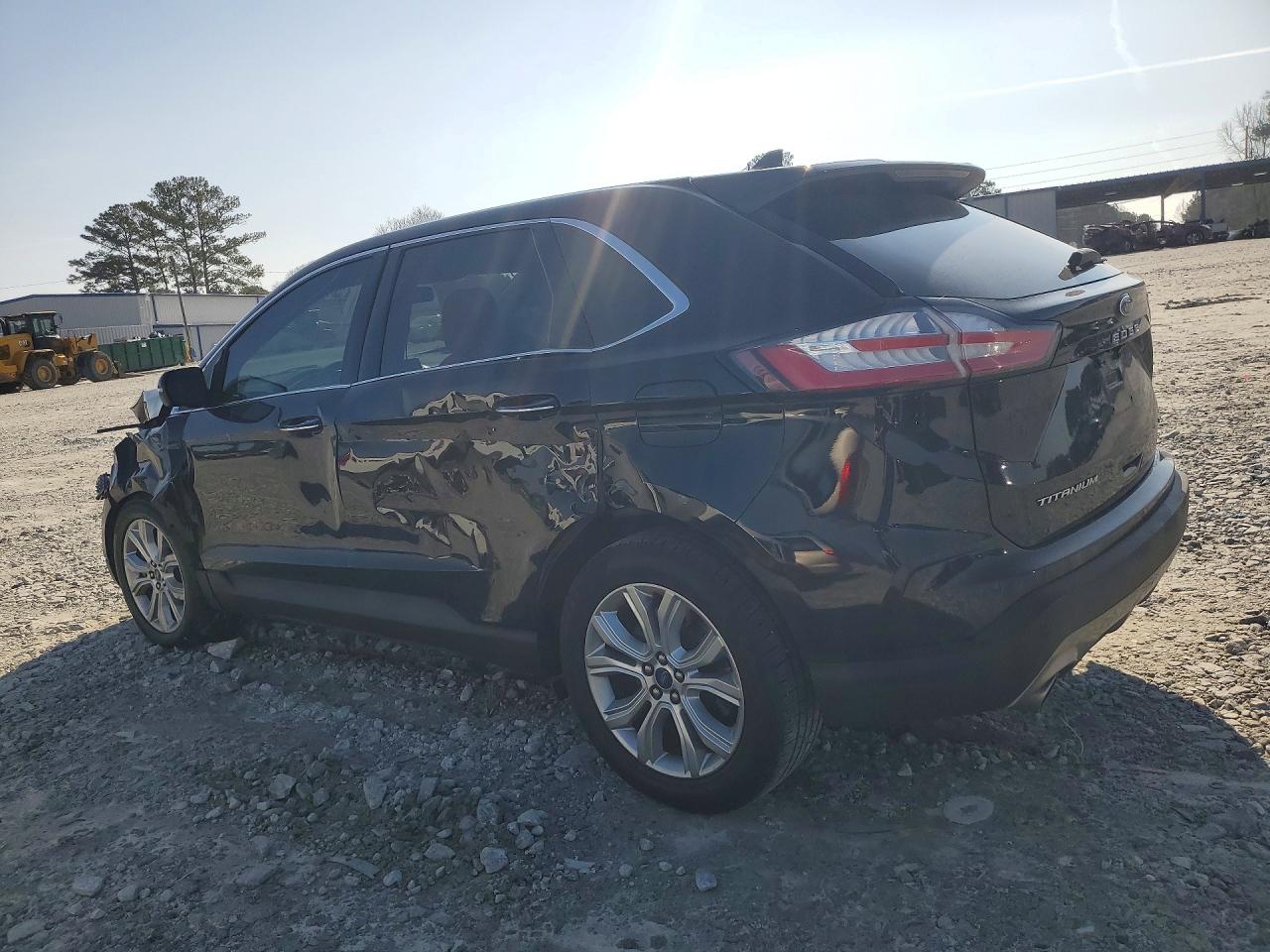 2021 FORD EDGE TITANIUM photo 2