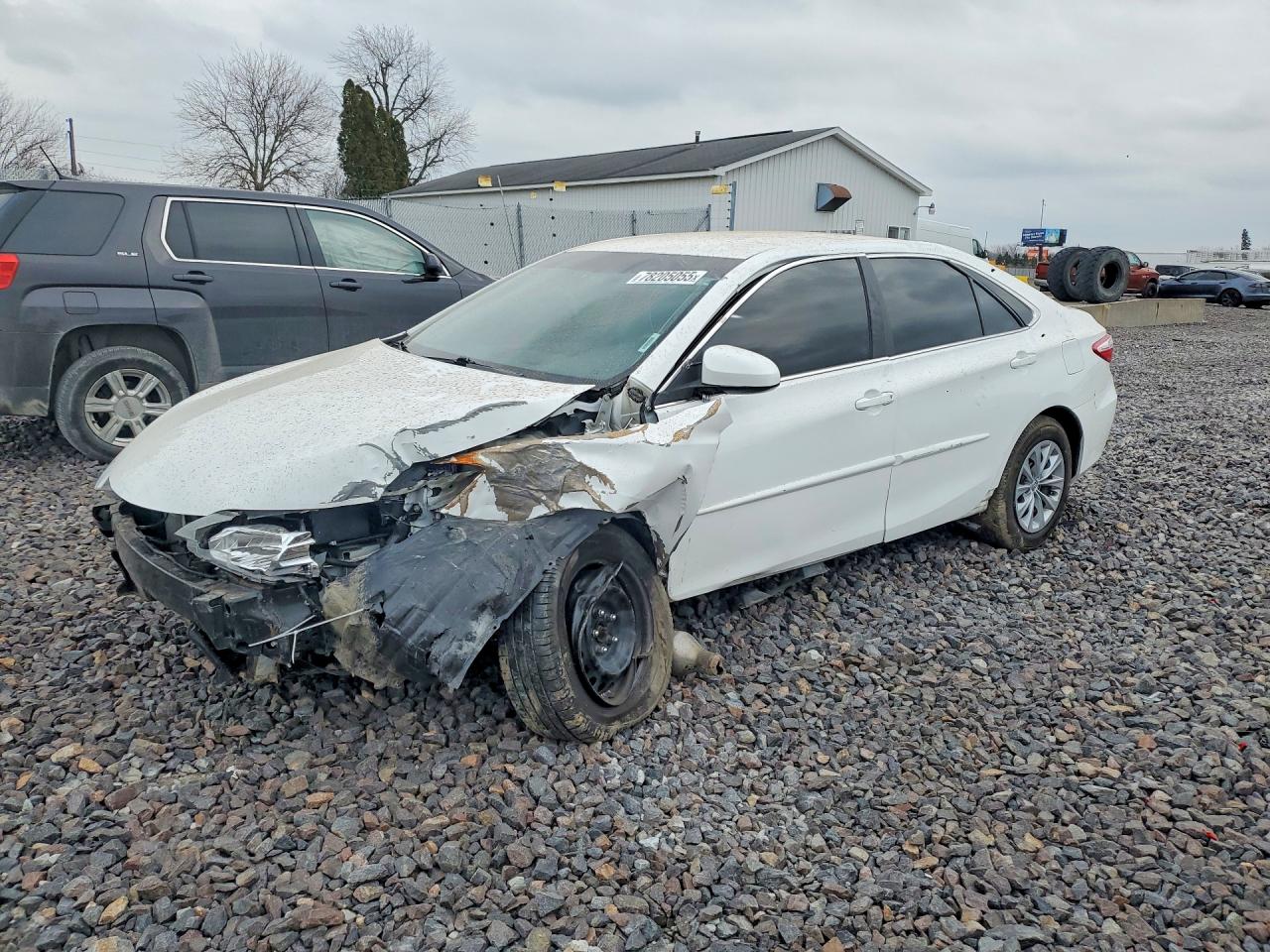 2015 TOYOTA CAMRY