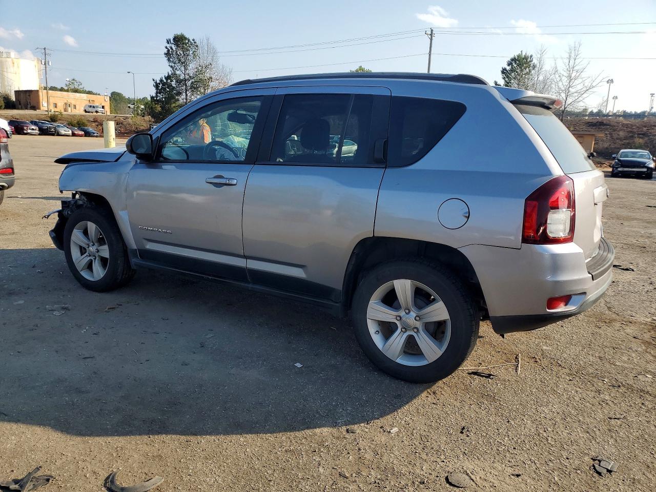 2017 JEEP COMPASS SPORT photo 2