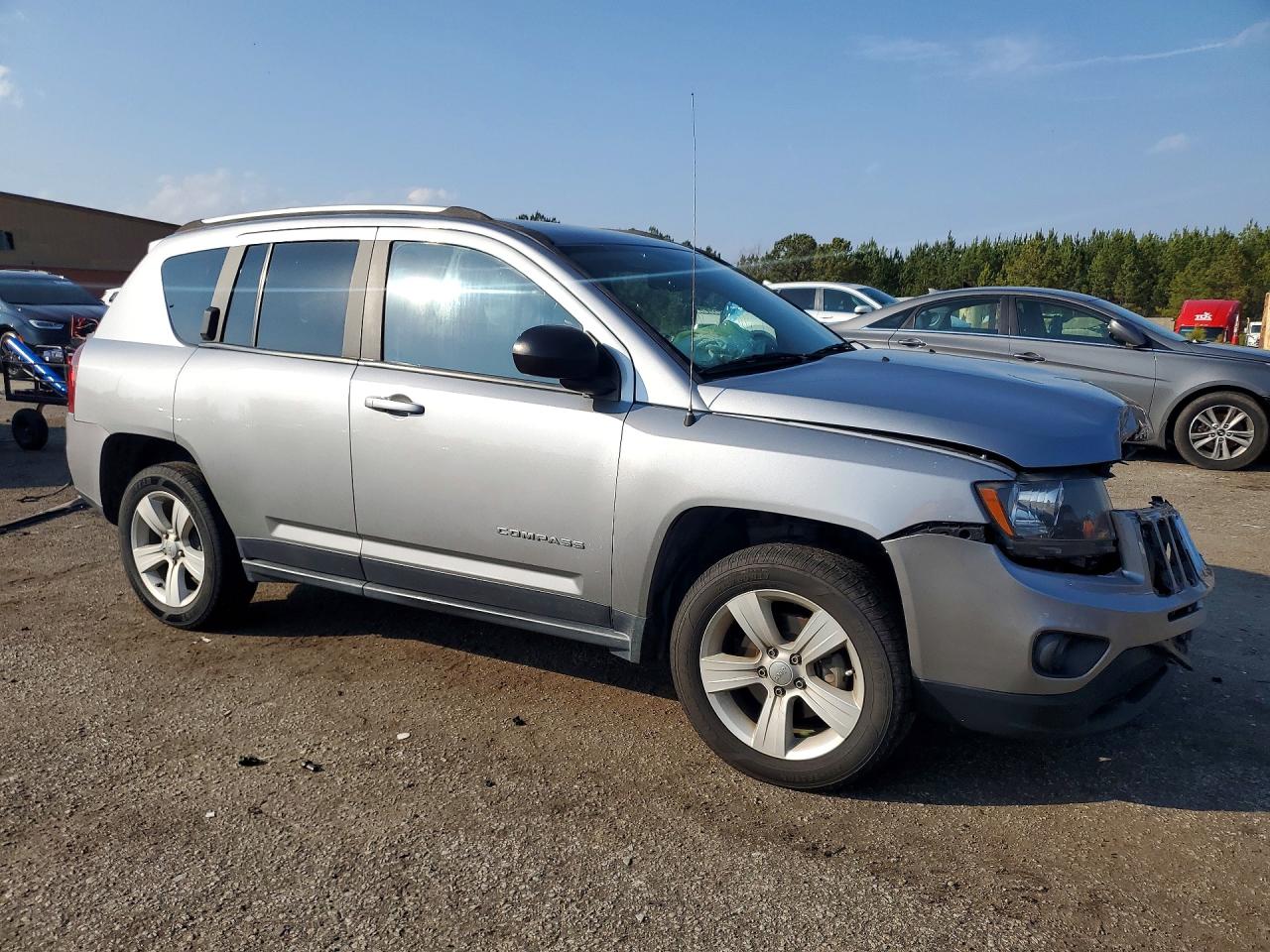 2017 JEEP COMPASS SPORT photo 4