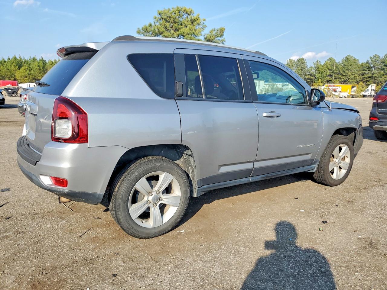 2017 JEEP COMPASS SPORT photo 3