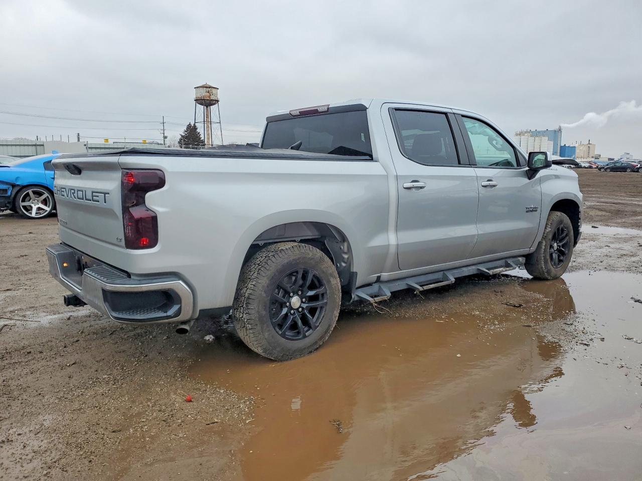 2019 CHEVROLET SILVERADO C1500 LT photo 3