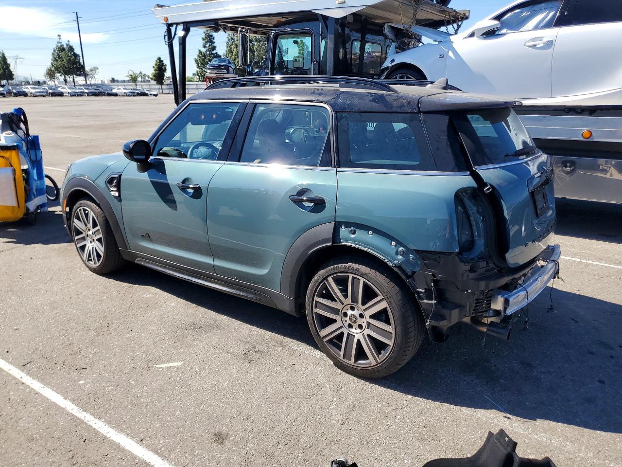 2024 MINI COOPER S COUNTRYMAN ALL4 photo 2