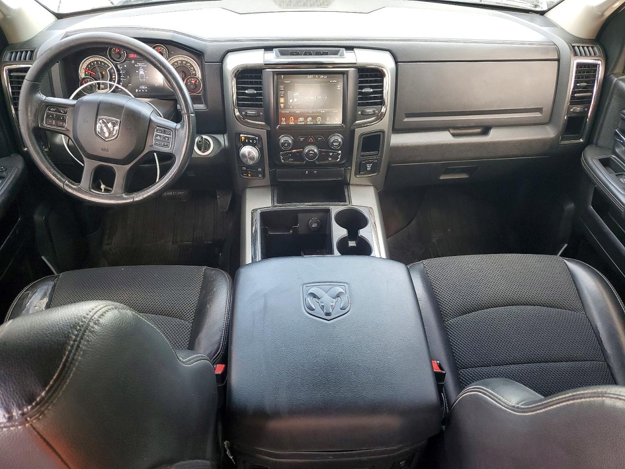 2015 RAM 1500 SPORT photo 8