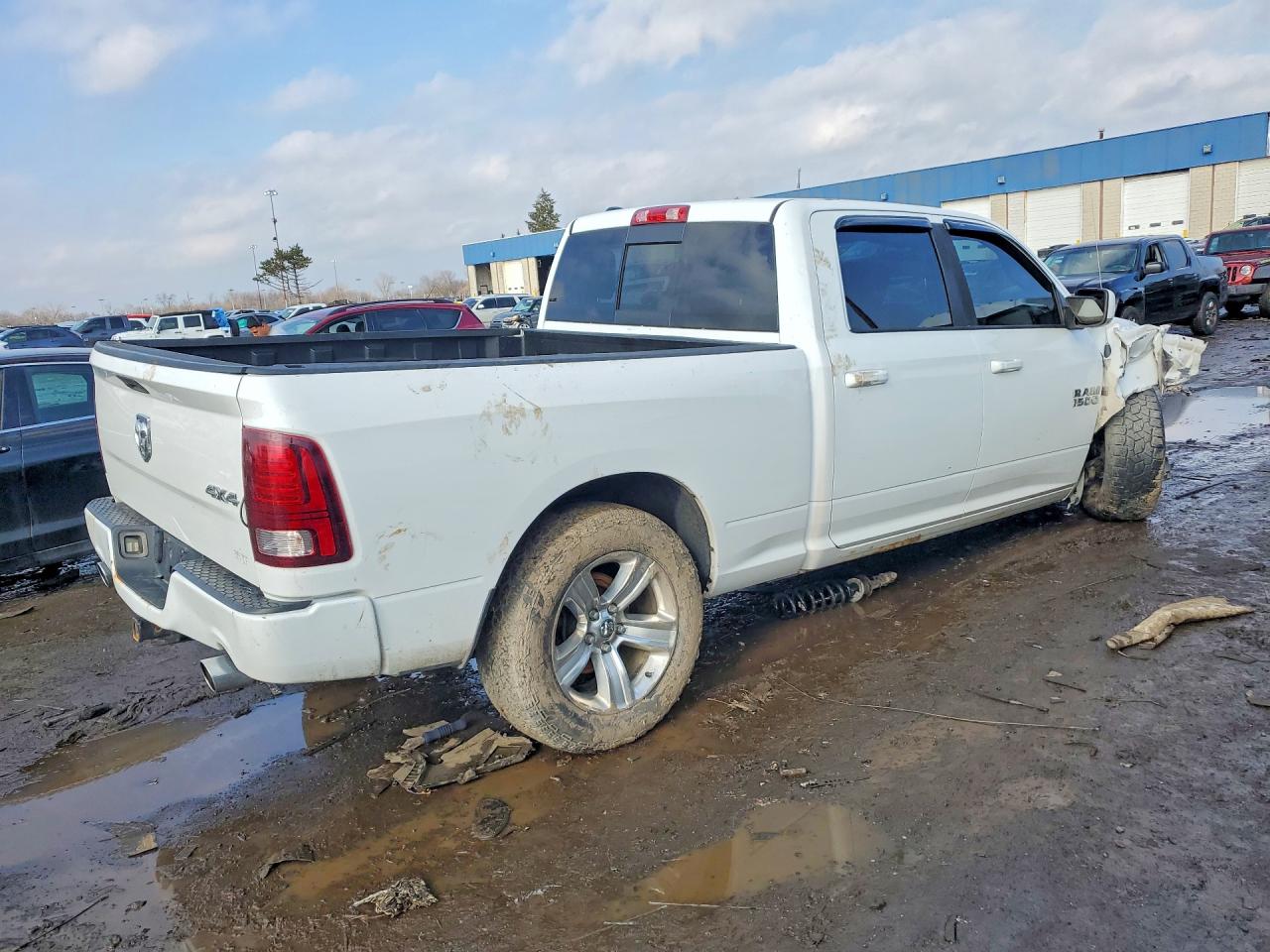 2015 RAM 1500 SPORT photo 3