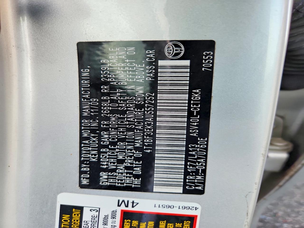2010 TOYOTA CAMRY XLE photo 12
