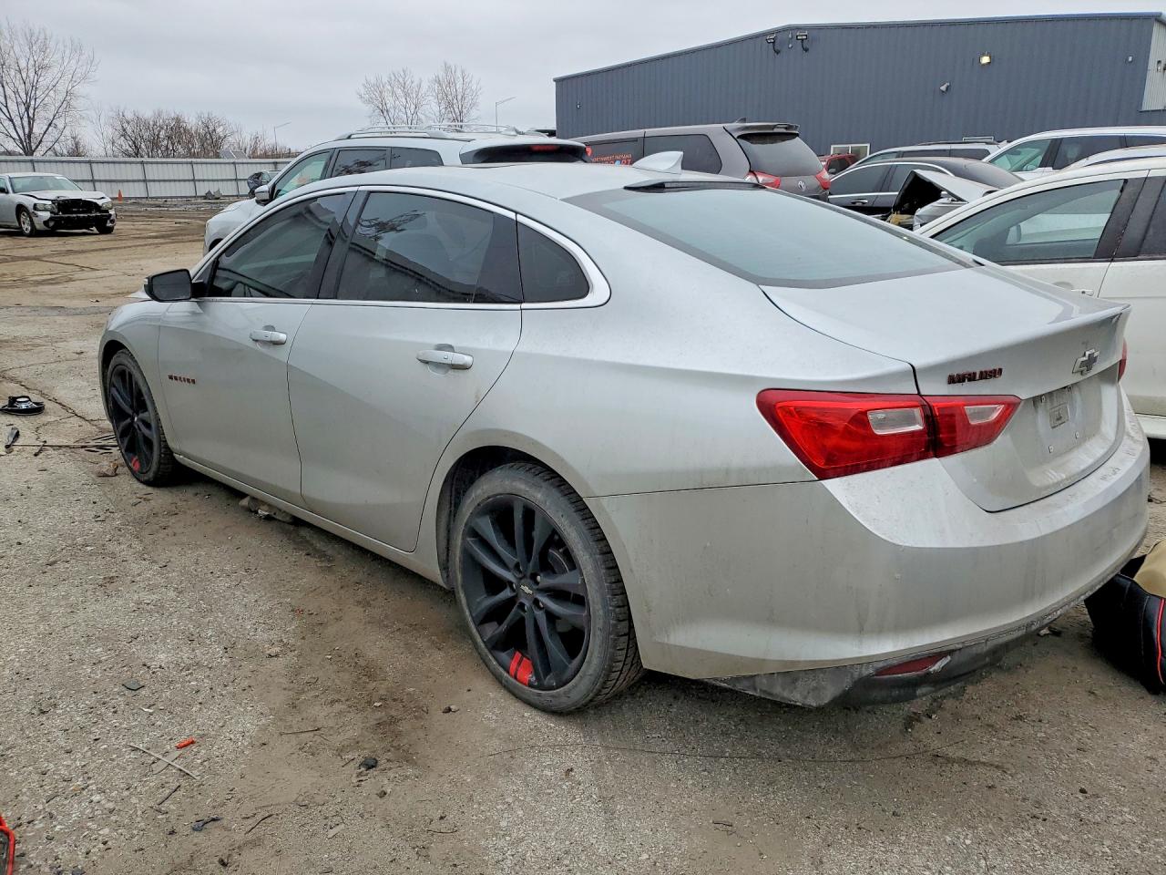 2018 CHEVROLET MALIBU LT photo 3