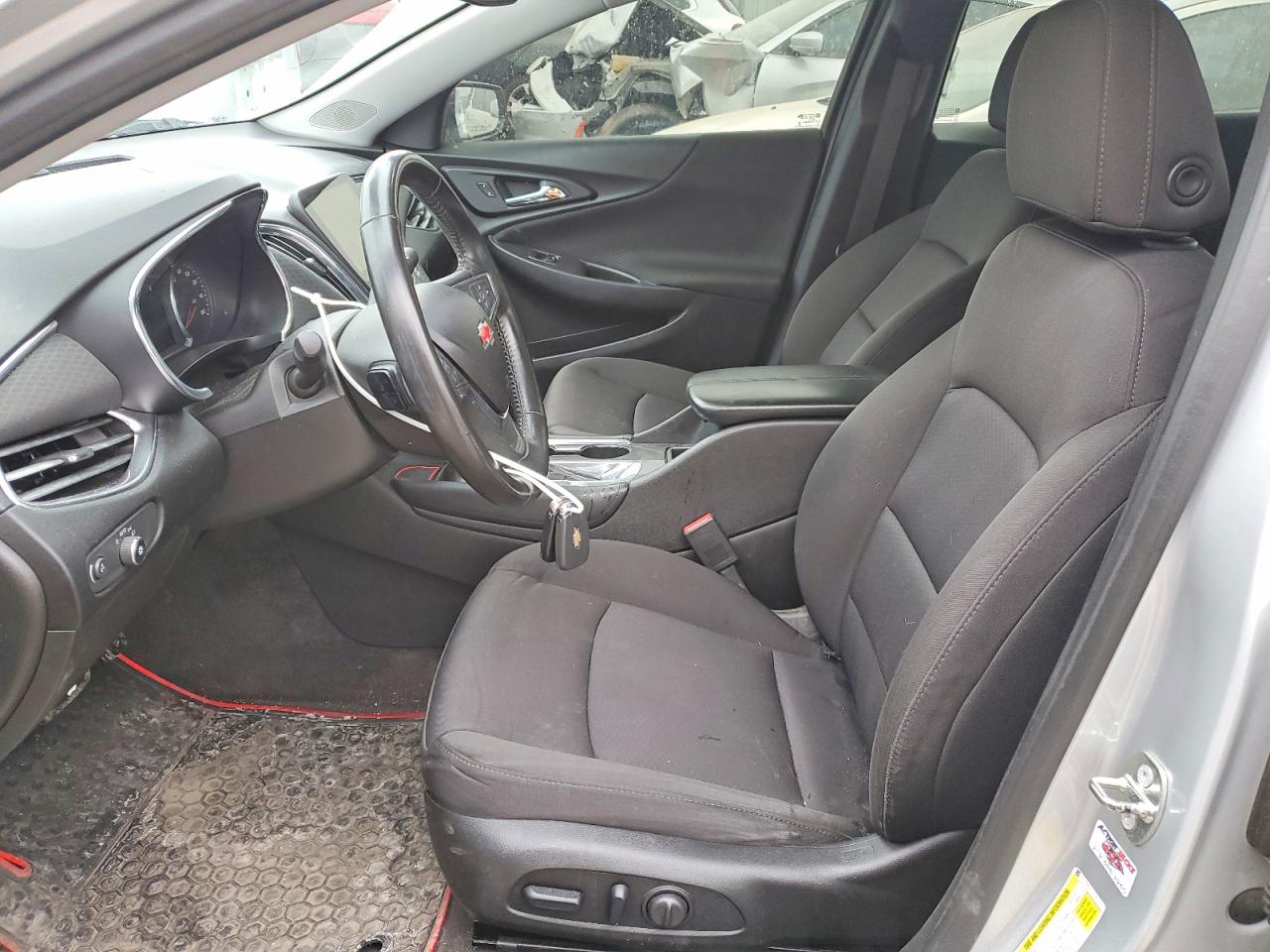 2018 CHEVROLET MALIBU LT photo 13