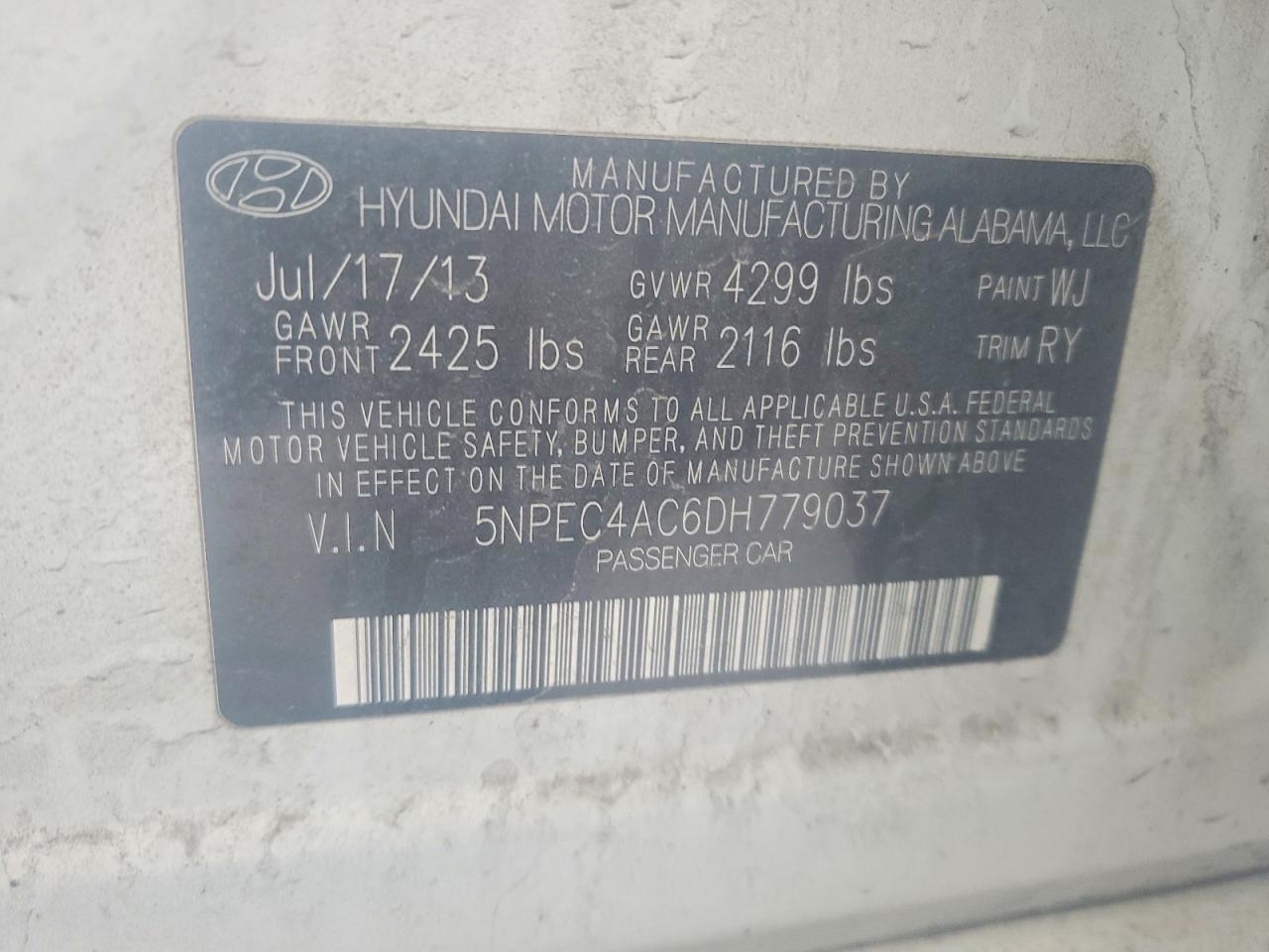 2013 HYUNDAI SONATA SE photo 12
