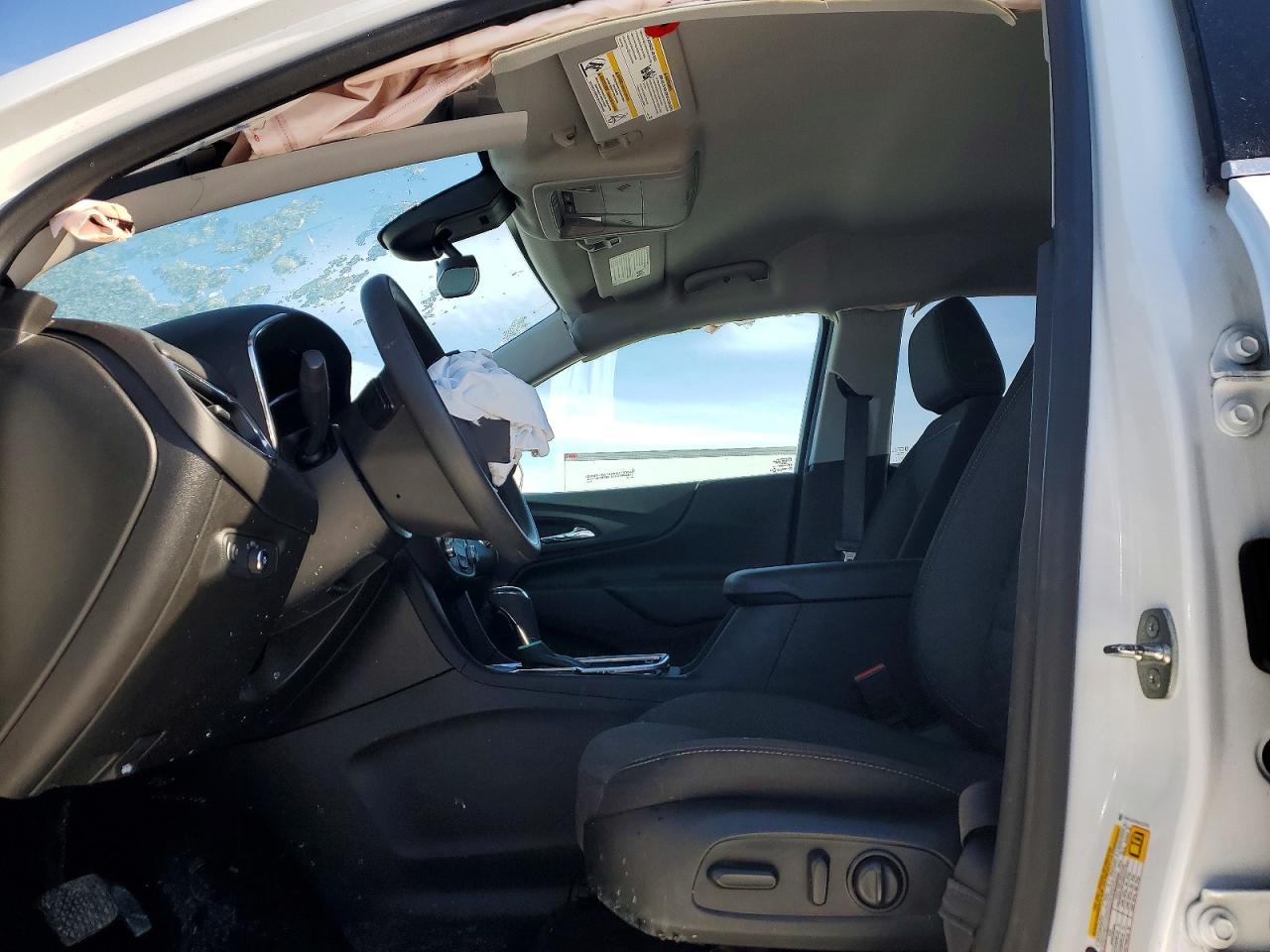 2020 CHEVROLET EQUINOX LT photo 7