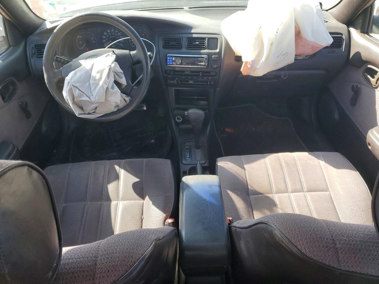 1995 TOYOTA COROLLA photo 8