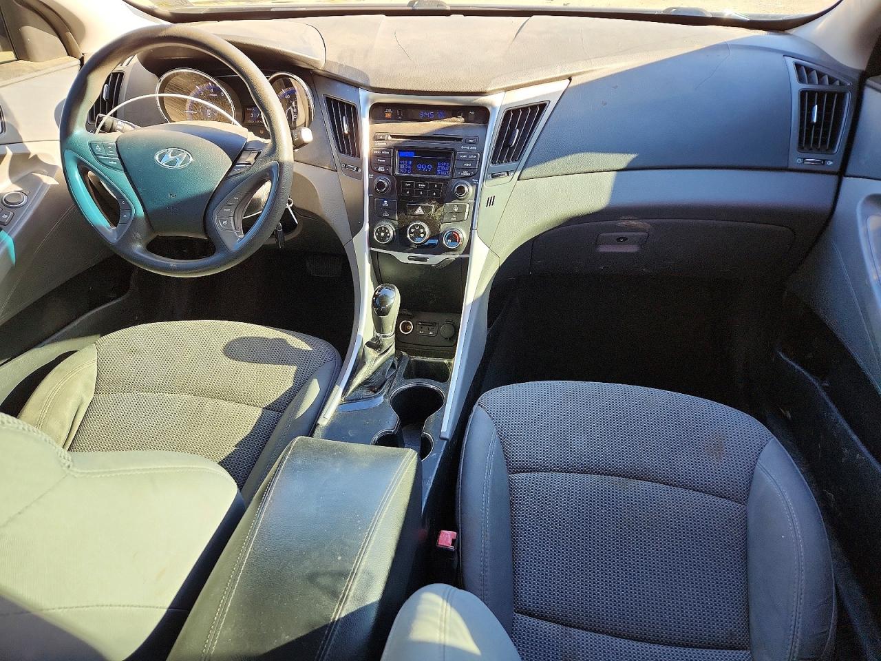 2014 HYUNDAI SONATA GLS photo 15
