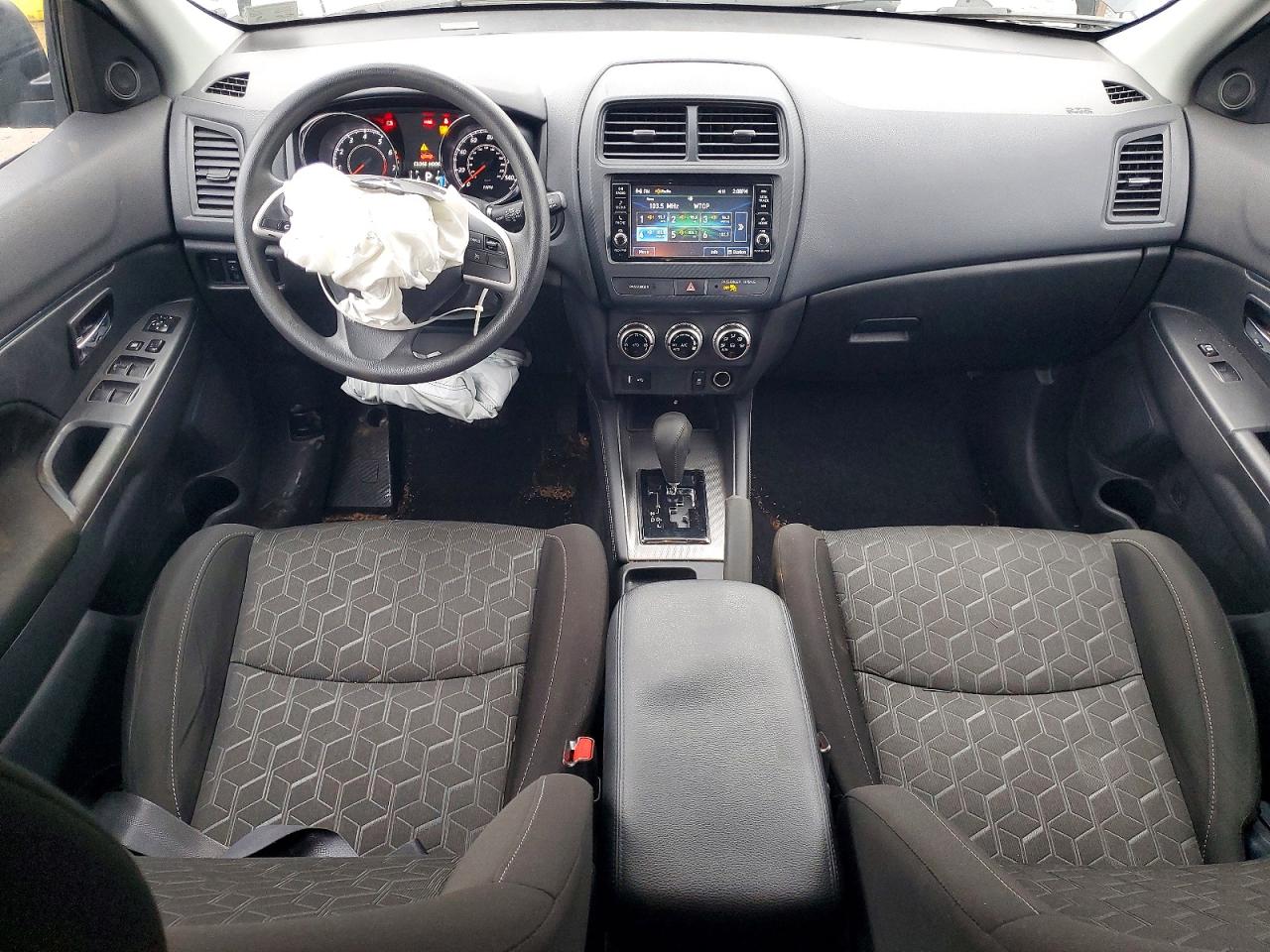 2023 MITSUBISHI OUTLANDER SPORT S photo 15