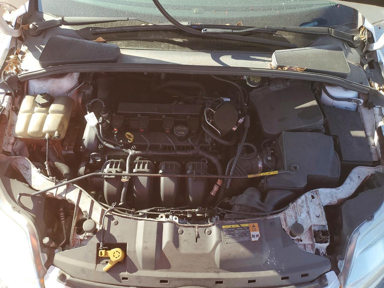 2014 FORD FOCUS SE photo 11