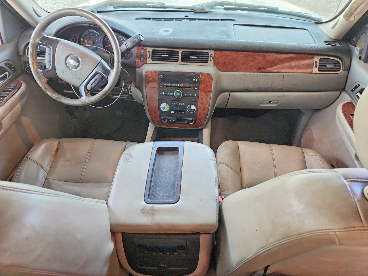 2009 CHEVROLET SILVERADO C1500 LTZ photo 8