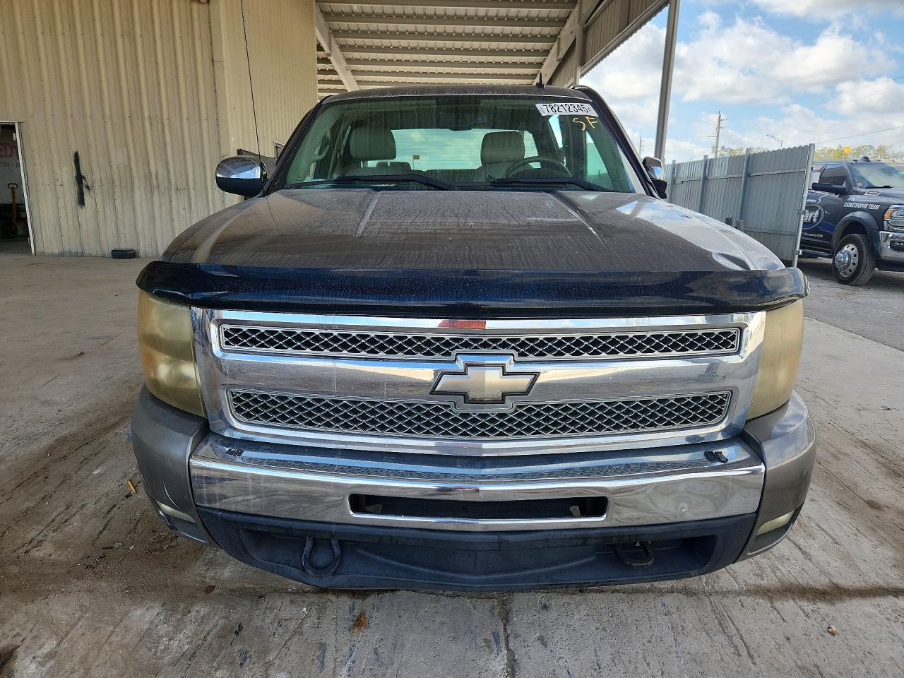 2009 CHEVROLET SILVERADO C1500 LTZ photo 5