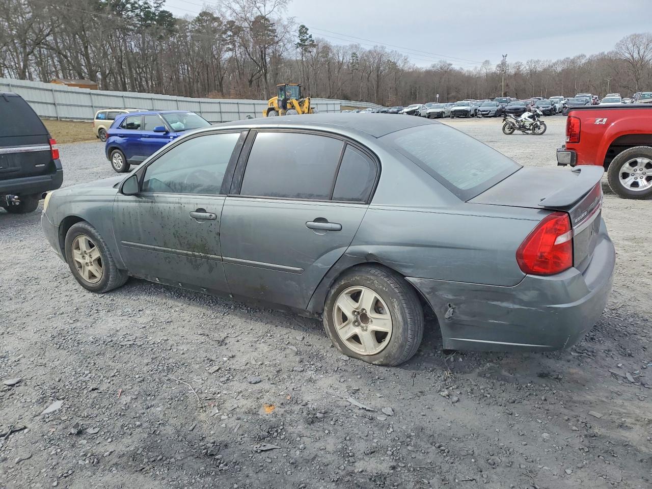 2005 CHEVROLET MALIBU photo 2