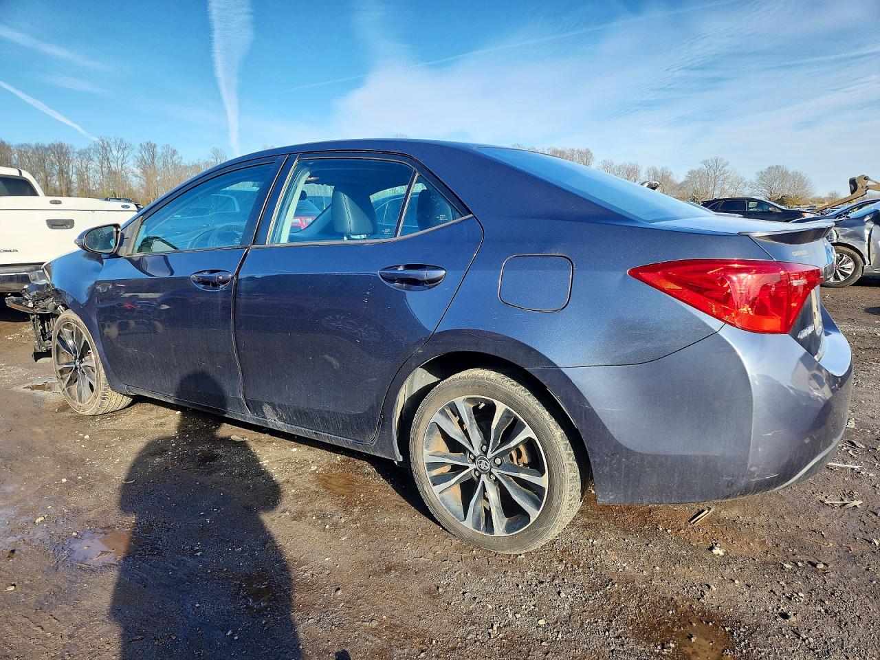 2018 TOYOTA COROLLA SE photo 4