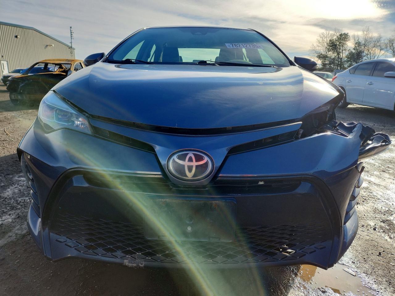 2018 TOYOTA COROLLA SE photo 13