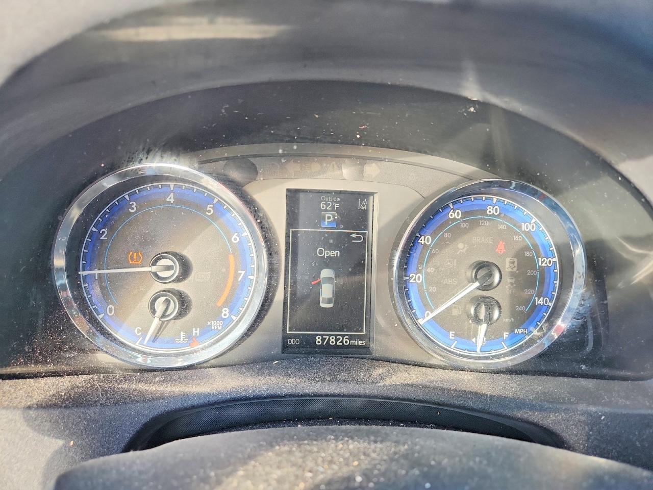 2018 TOYOTA COROLLA SE photo 25