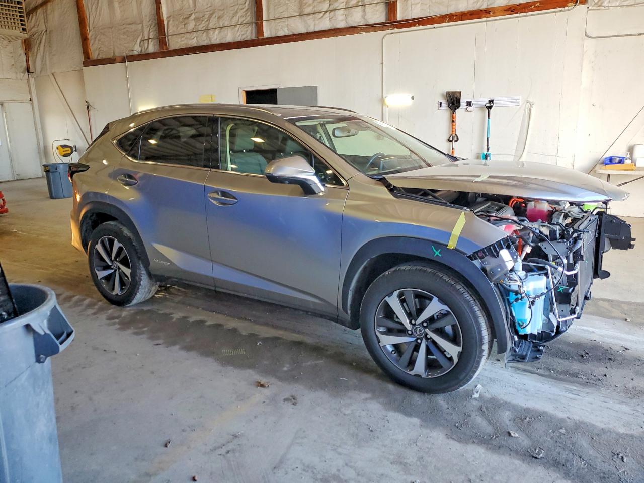 2021 LEXUS NX 300H BASE photo 4