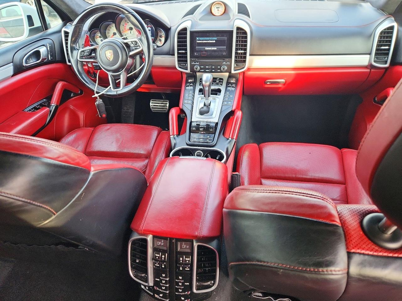 2017 PORSCHE CAYENNE GTS photo 15