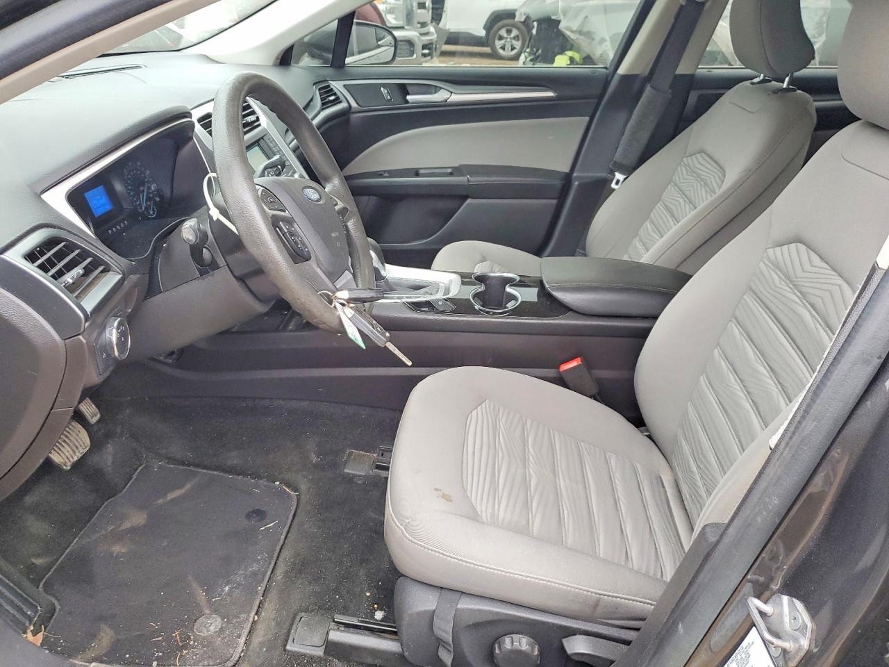 2016 FORD FUSION S photo 13