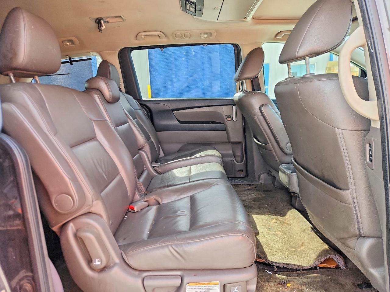 2013 HONDA ODYSSEY TOURING photo 11