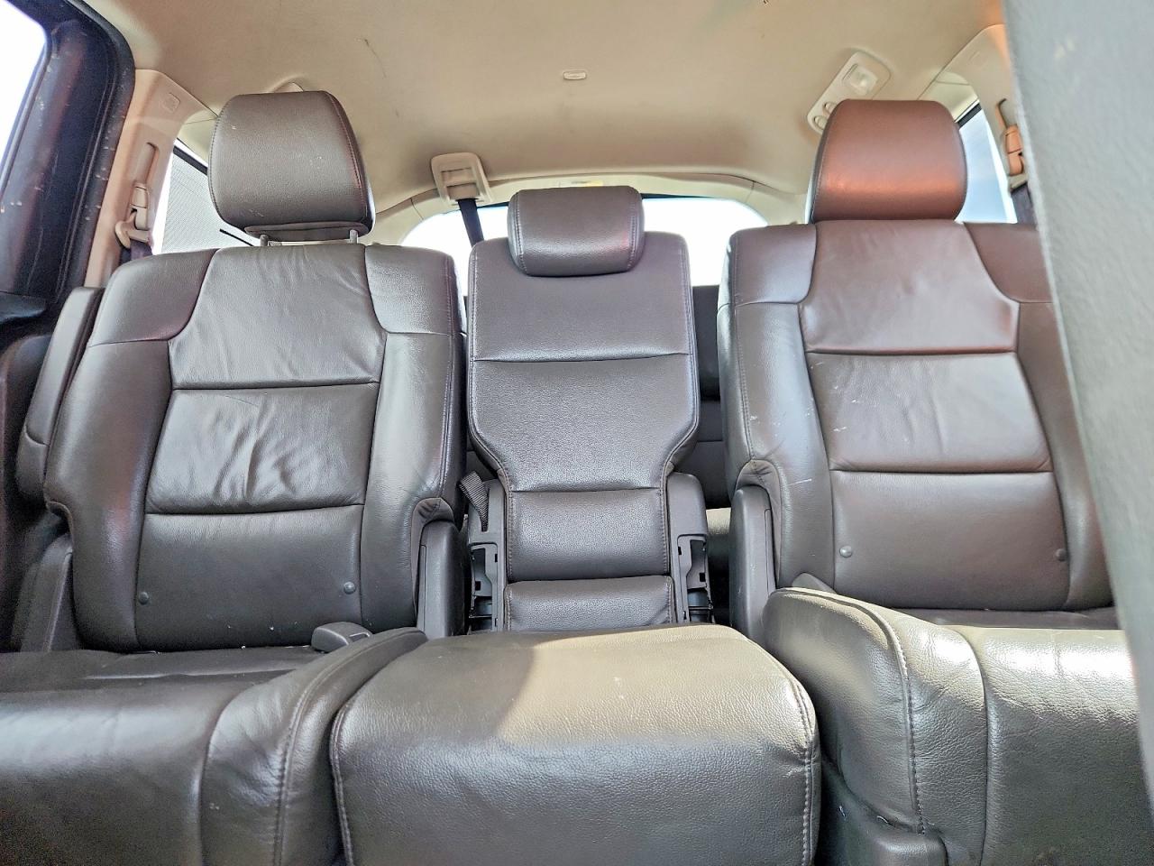 2013 HONDA ODYSSEY TOURING photo 10
