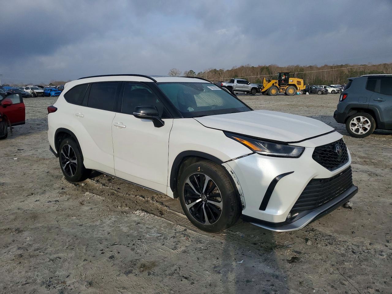2021 TOYOTA HIGHLANDER XSE photo 4