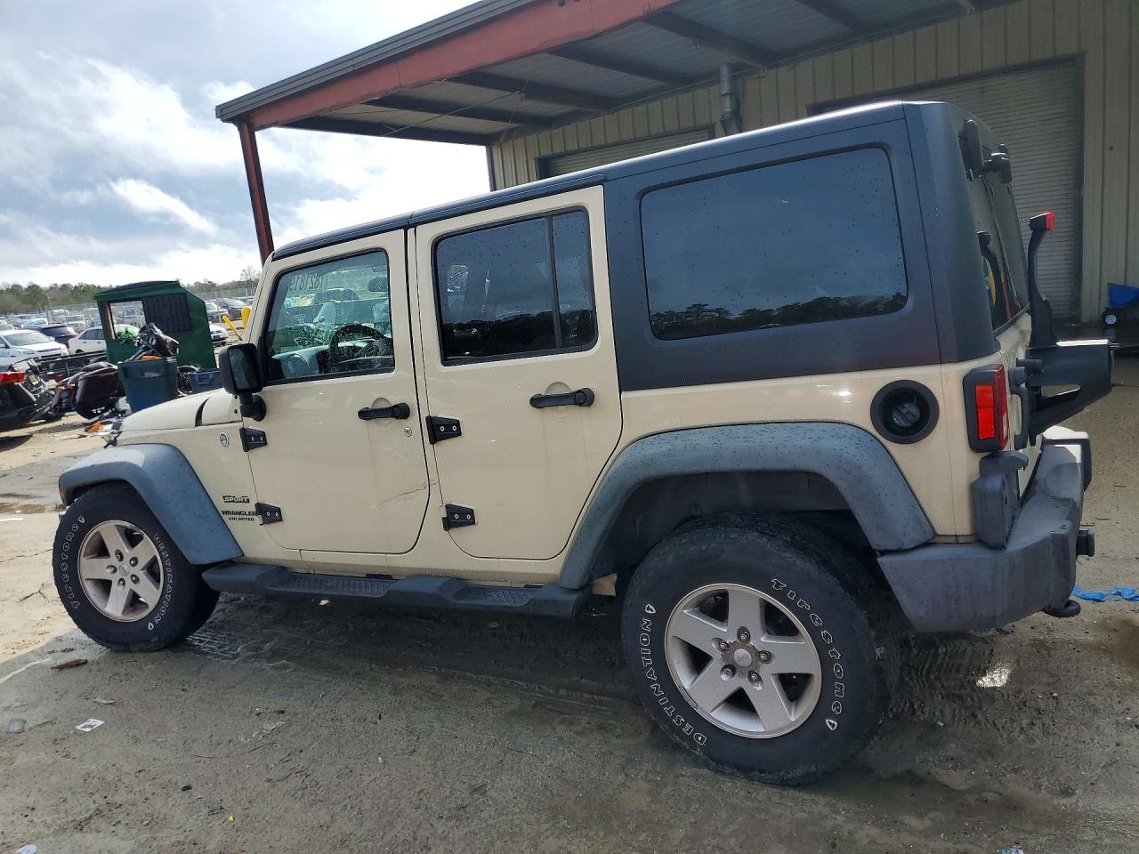 2011 JEEP WRANGLER UNLIMITED SPORT photo 4