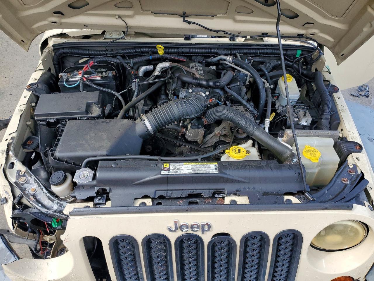 2011 JEEP WRANGLER UNLIMITED SPORT photo 34
