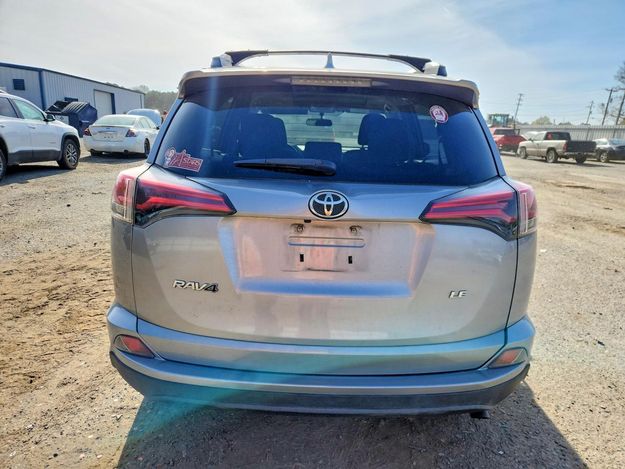 2016 TOYOTA RAV4 LE photo 11