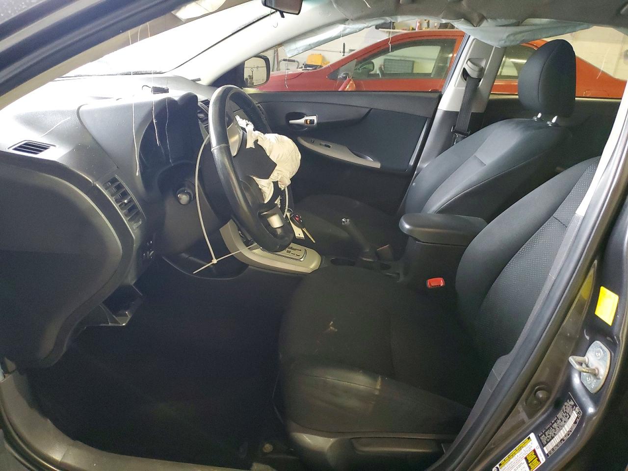 2010 TOYOTA COROLLA S photo 7