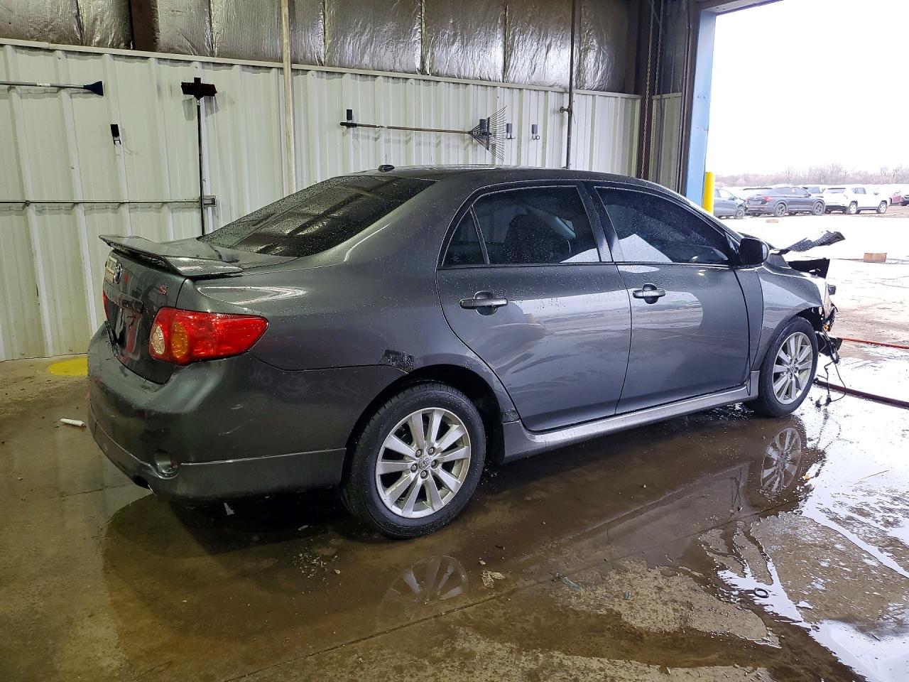2010 TOYOTA COROLLA S photo 3