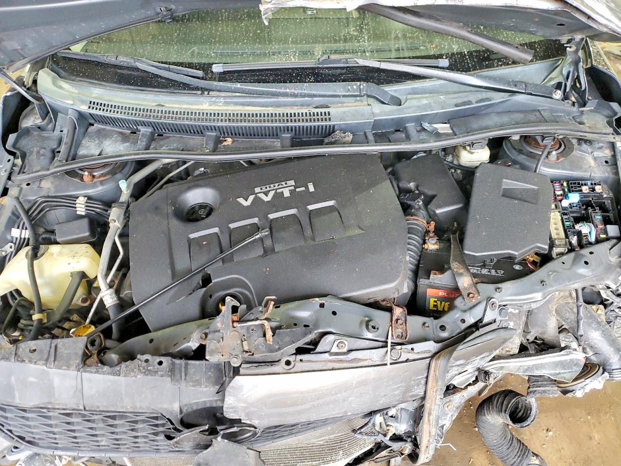 2010 TOYOTA COROLLA S photo 11