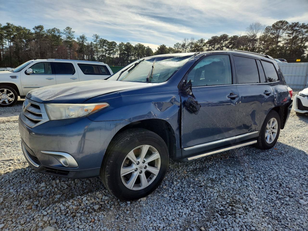 2013 TOYOTA HIGHLANDER