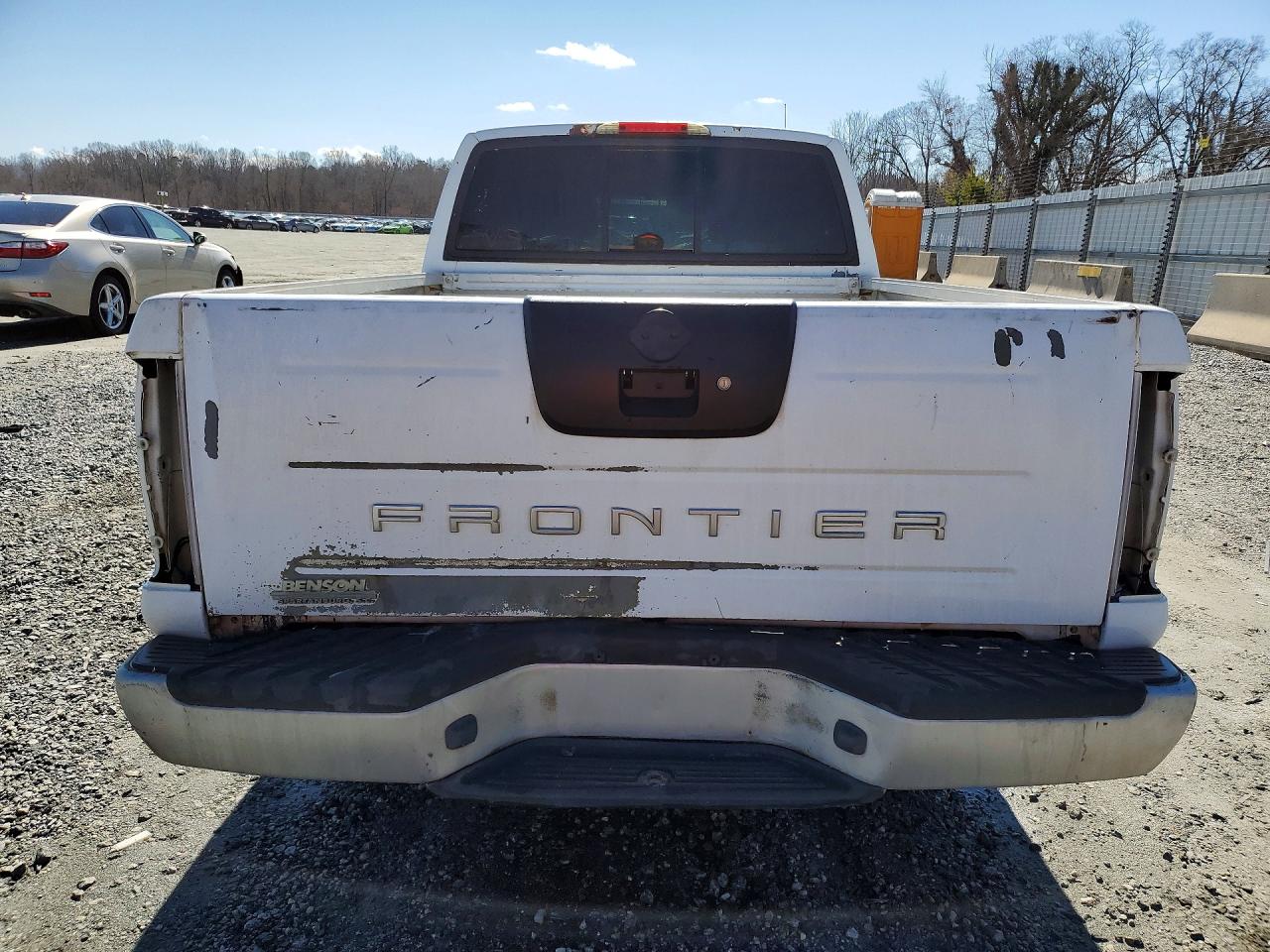 2002 NISSAN FRONTIER STANDARD photo 6