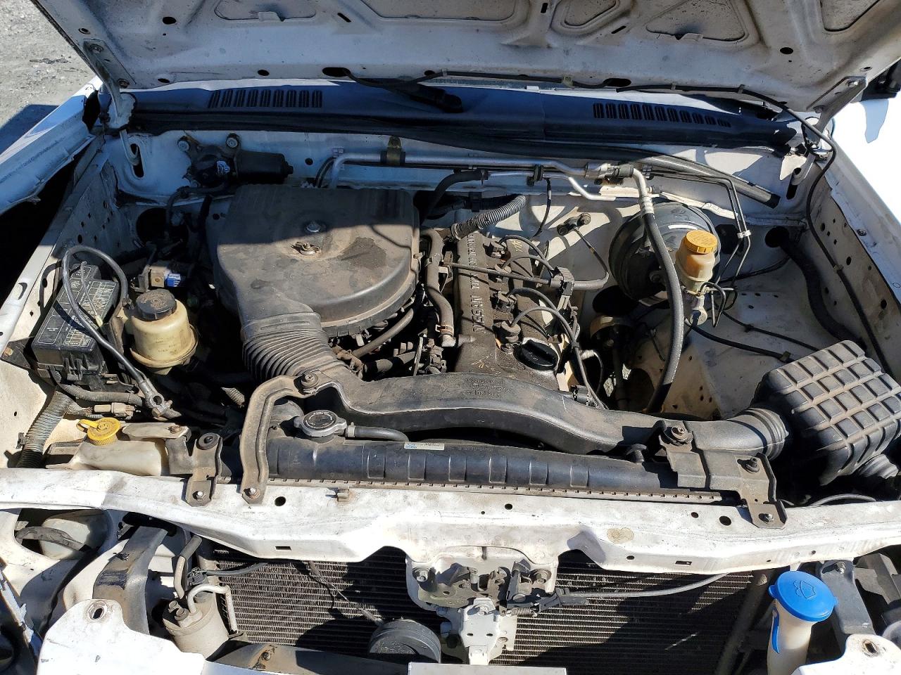 2002 NISSAN FRONTIER STANDARD photo 11