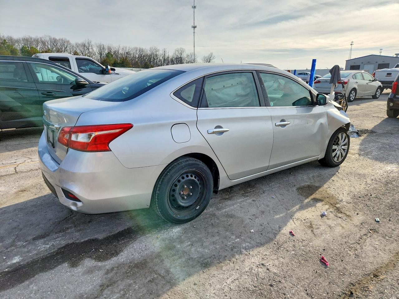 2018 NISSAN SENTRA S photo 5